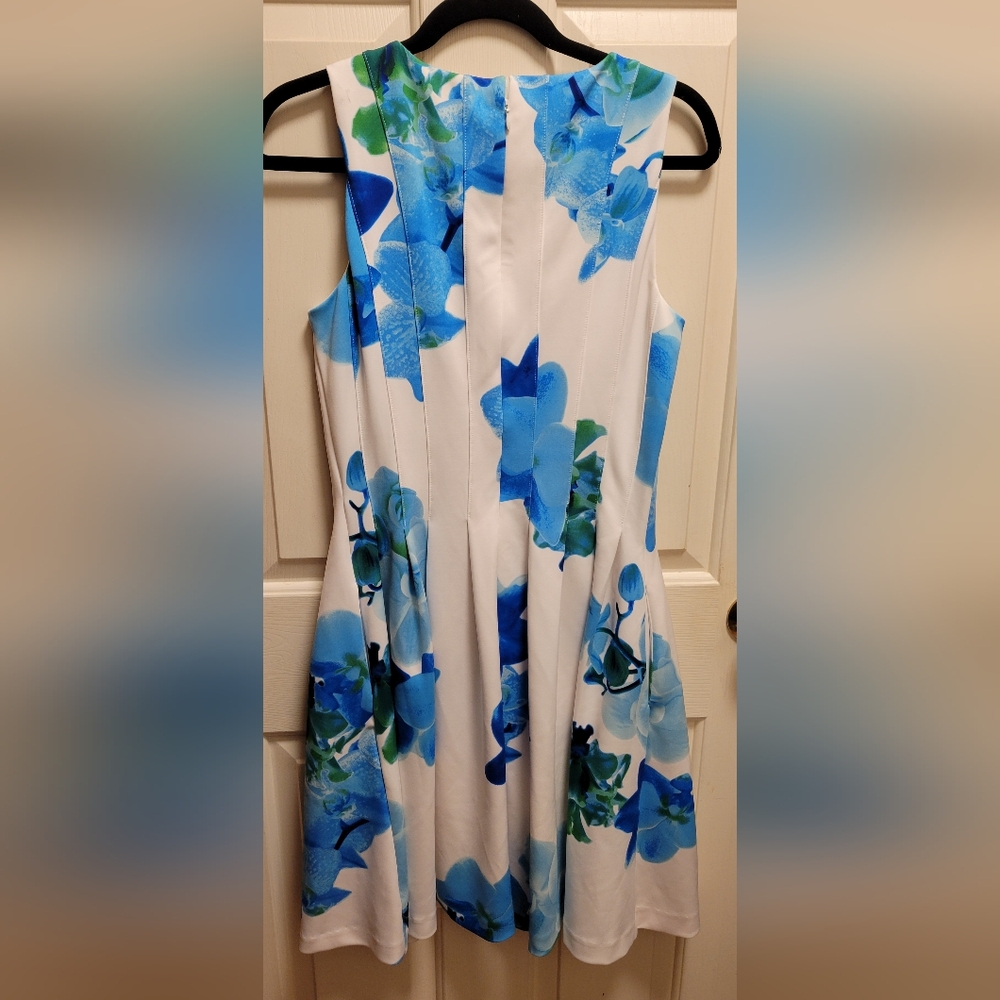 Calvin Klein Floral Blue and Green Dress Size 8 - Picture 3 of 7